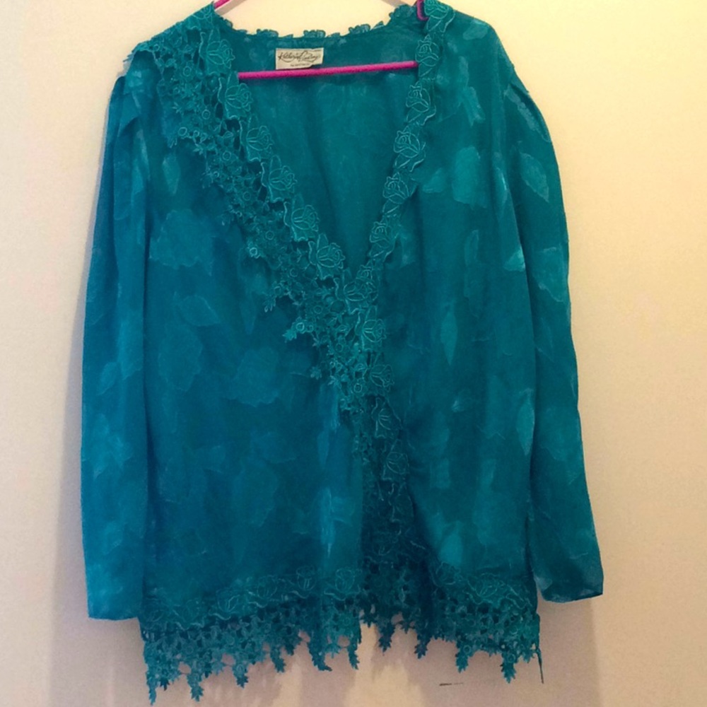 AUTHENTIC VINTAGE KATHERINE LINDSAY TEAL LACE TOP